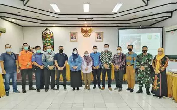 SEPAKAT DITUNDA: Pemkab Kotim bersama panitia Fertival Lomba Perahu Ces sepakat event tersebut ditunda, Kamis (20/5).
