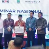 Pj Gubernur Banten Serahkan Bantuan Gempa Cianjur Rp1 Miliar, Bersumber dari BKK