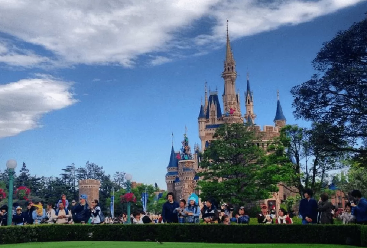 Tokyo Disney Resort merupakan Disneyland pertama yang dibangun di luar Amerika Serikat, pada 1983.*