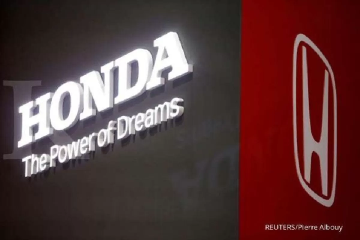 Info loker bagian building maintenance di PT Parama Sutera Autotren (Honda Tren Alam Sutera) area Tangerang Banten. (ANTARA/REUTERS)