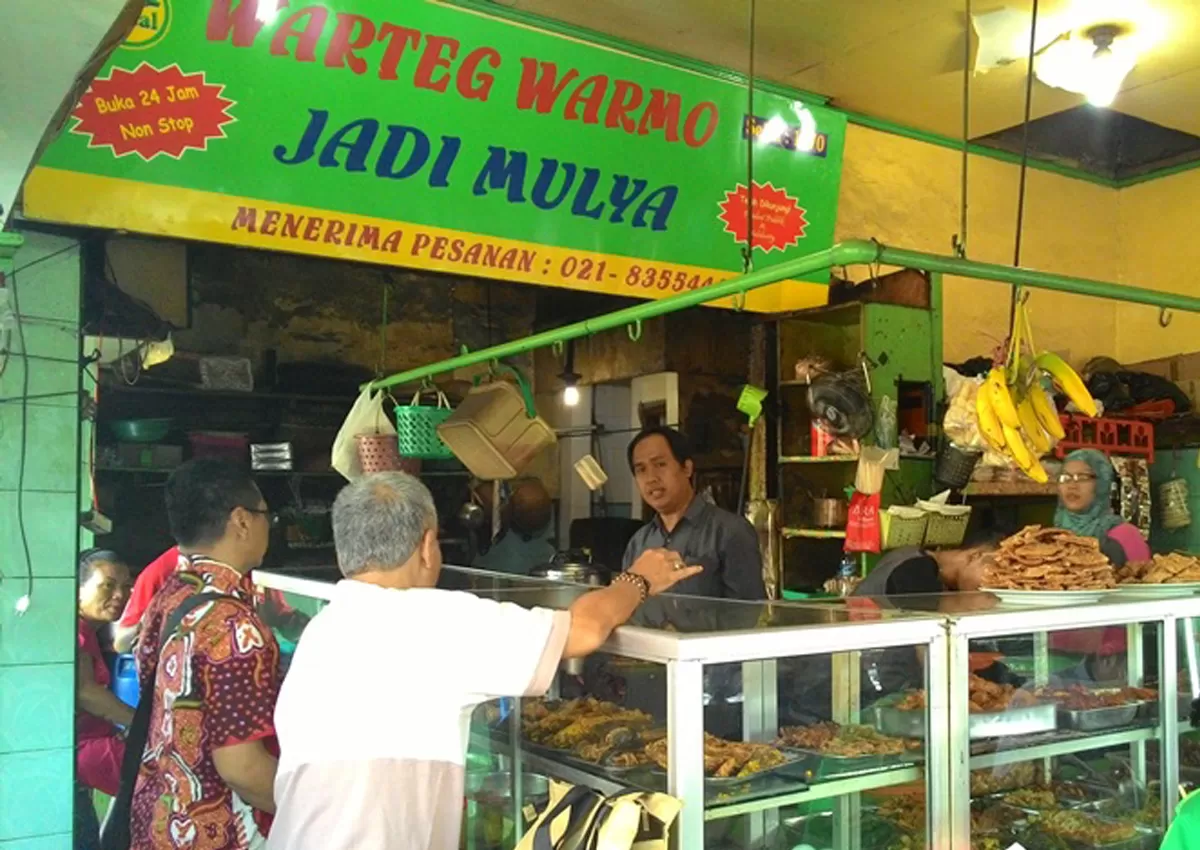 Warteg Warmo referensi makan siang di Jakarta