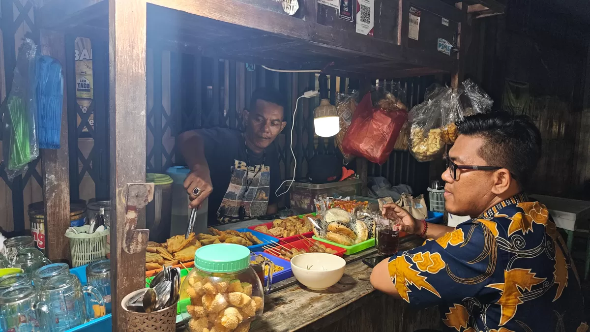 Berhasil Bangkit dan Bertumbuh, KUR BRI Jadi Penyelamat Usaha Angkringan Ini (Dok. BRI )