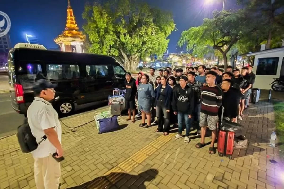 Pihak KBRI Phnom Penh Tangani Ratusan WNI Usai Penangkapan Sindikat Penipuan Online di Kamboja (ANTARA/HO-KBRI Phnom Penh)