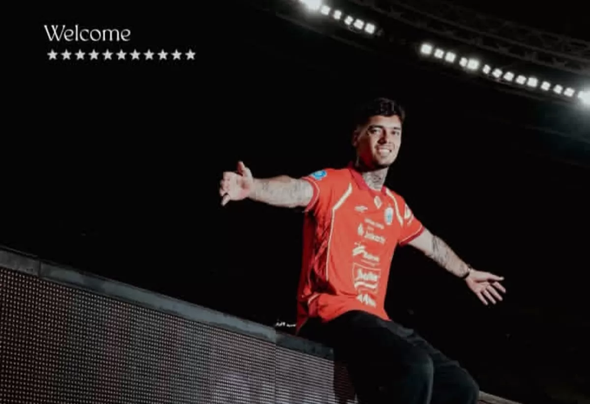 Shayne Pattynama resmi gabung Persija (Foto : instagram/s.pattynama)