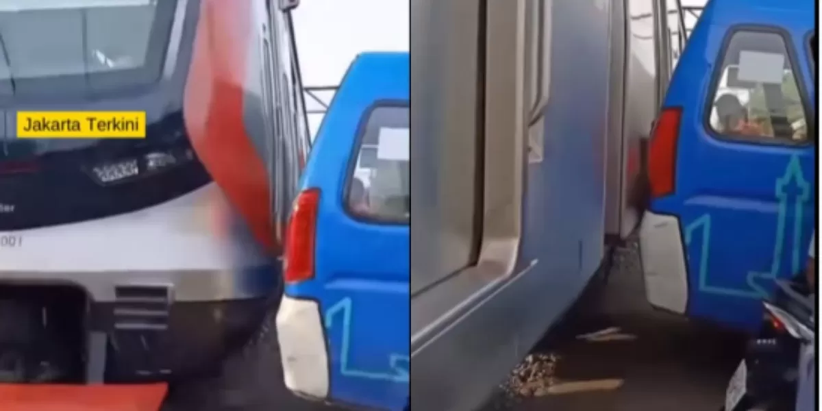 Menyoroti insiden viral mobil angkutan kota (angkot) yang hampir terserempet kereta di kawasan Tambora, Jakarta Barat.  (Instagram.com/@jakarta.terkini)