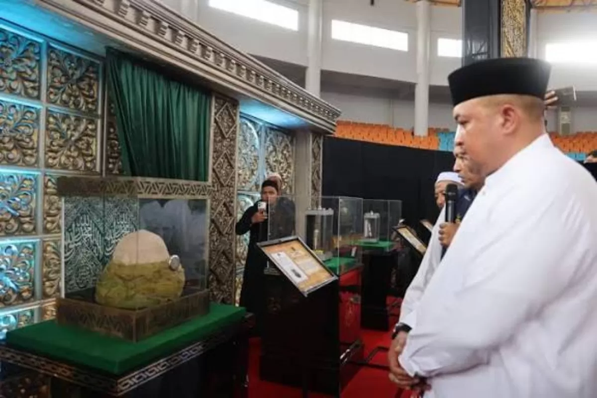 Wisata Religi di Bogor, Pameran Artefak Nabi Muhammad SAW Dibuka Selama Ramadhan 1447 H (Istimewa)