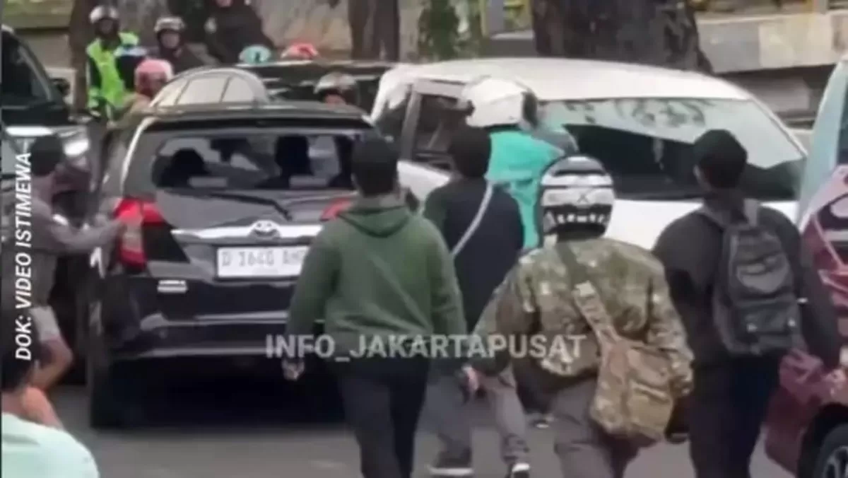 Sopir Calya yang Ugal-ugalan di Gunung Sahari Akui Panik: Saya Takut Ditilang Polisi (Istimewa)