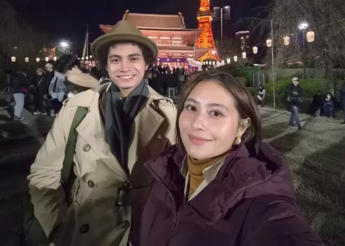 Potret Prilly Latuconsina liburan akhir tahu  dan tahun baru di Jepang. (Instagram/@prillylatuconsina96)