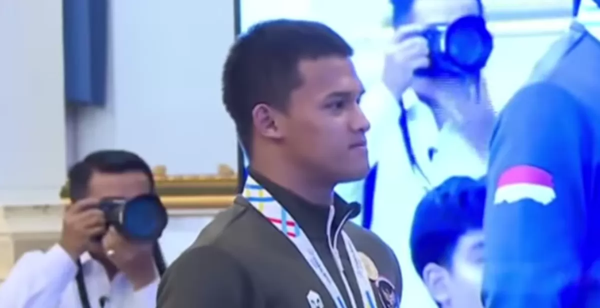Rizki Juniansyah atlet angkat besi  (YouTube tvOneNews )