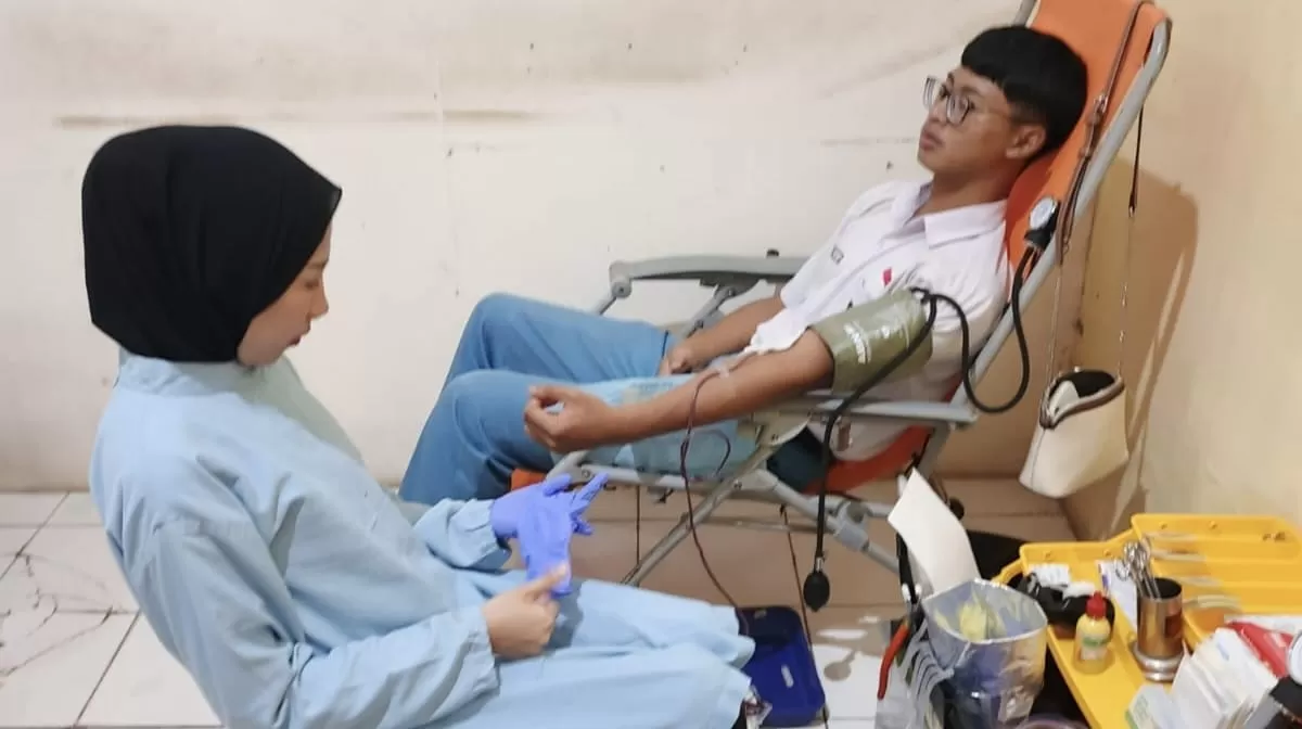 Bangun karakter kemanusiaan remaja, SMAN 1 Rambipuji gelar donor darah dan dukung ketersediaan darah PMI (Dok. PMI Jember )