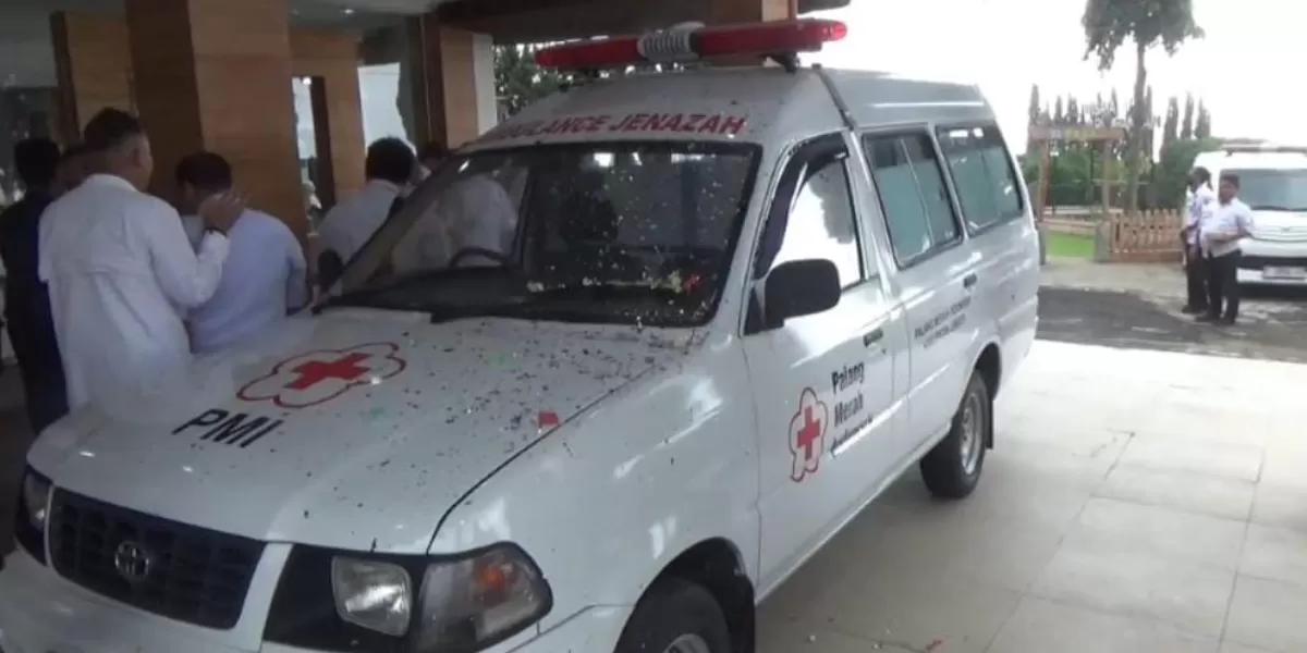 Ambulans PMI Jember siaga 24 jam. (Dok. PMI Jember)