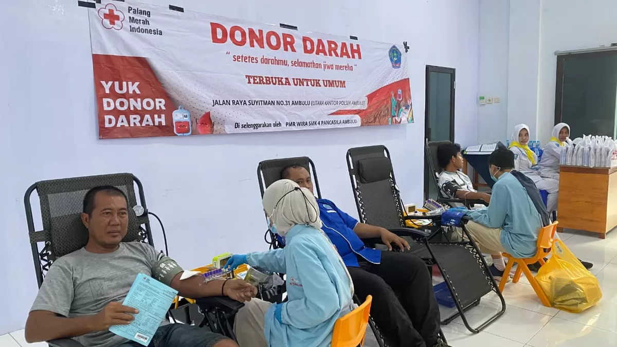 Aksi donor darah di SMK 4 Pancasila. (Dok. PMI Jember)
