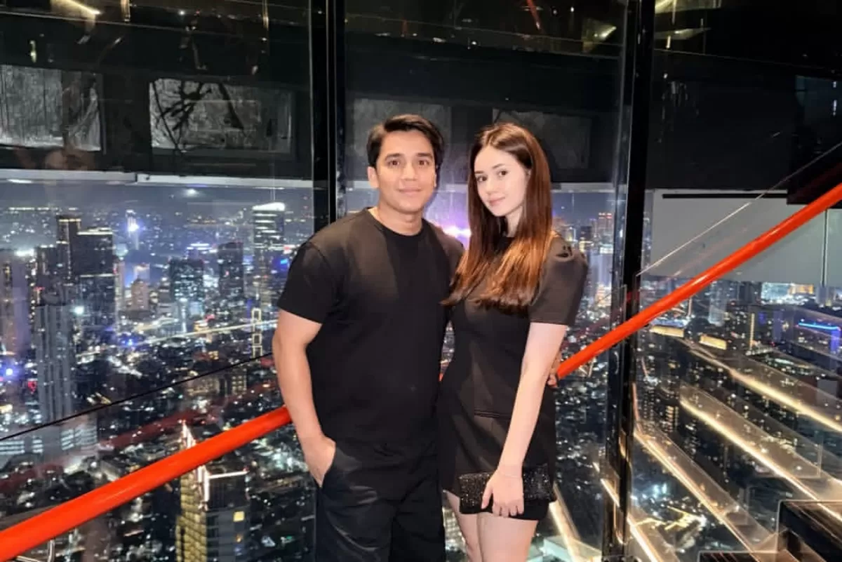 Billy Syahputra rayakang ulang tahun ke-35 bersama Vika Kolesnaya. (Instagram/@vika.kolesnaya)