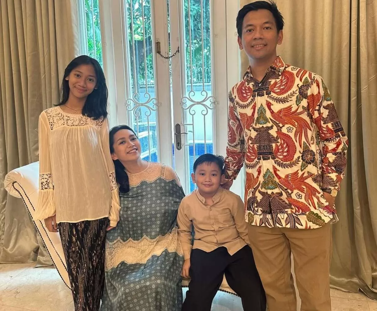 Profil istri Rian Ekky Pradipta alias Rian D'Masiv, Sri Ayu Murtisari yang dikenal tertutup dan jarang mendapat sorotan media. (Instagram.com/@rianekkypradipta)