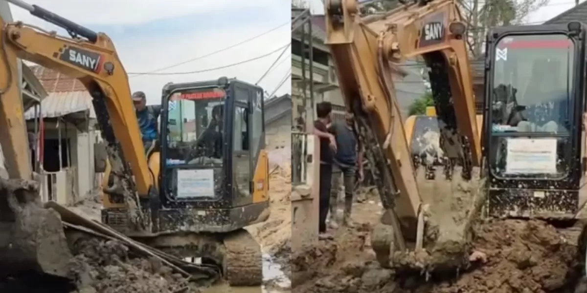 Upaya warga Aceh bersihkan lumpur yang masih banyak menutupi area pemukiman. (Instagram/bayugawtama)