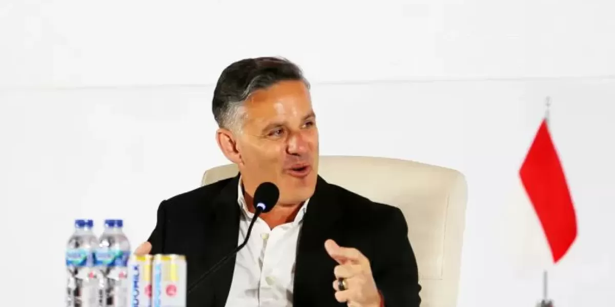 John Herdman menyampaikan pandangannya soal peluang Timnas Indonesia di ASEAN Cup.  (X/gilabola_ina)