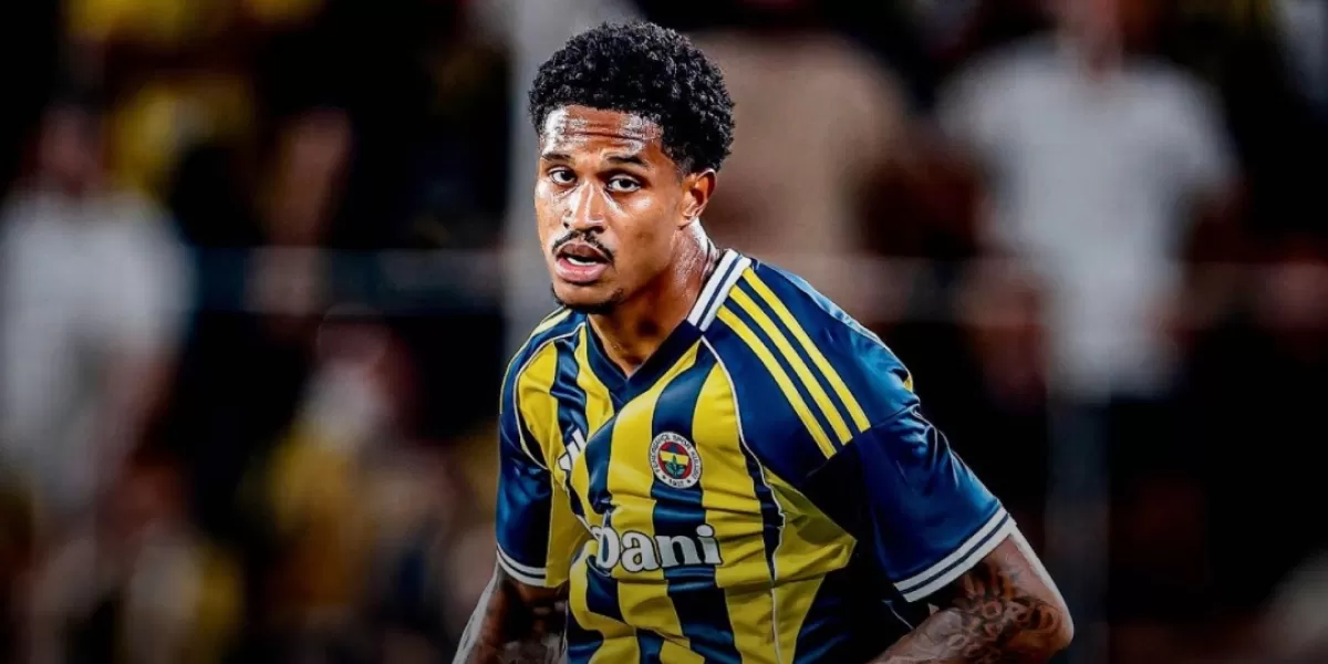 Jayden Oosterwolde masih memprioritaskan mimpi membela Timnas Belanda.  (Instagram/pemainketurunan.id)