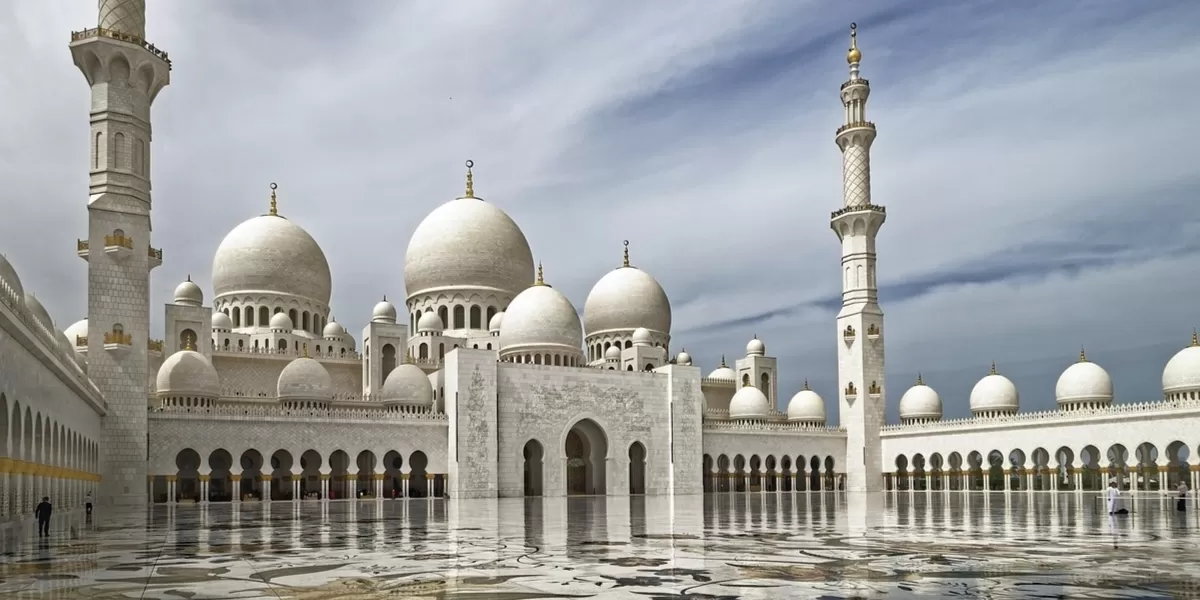  Ilustrasi Masjid nuansa Bulan Syaban (Pixabay/Makalu)