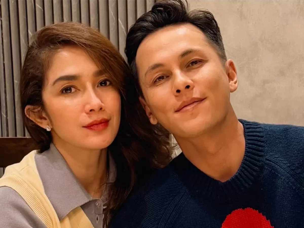 Potret anniversary pernikahan ke-14 Andhika Pratama dan Ussy Sulistiawaty. (Instagram/@ussypratama)