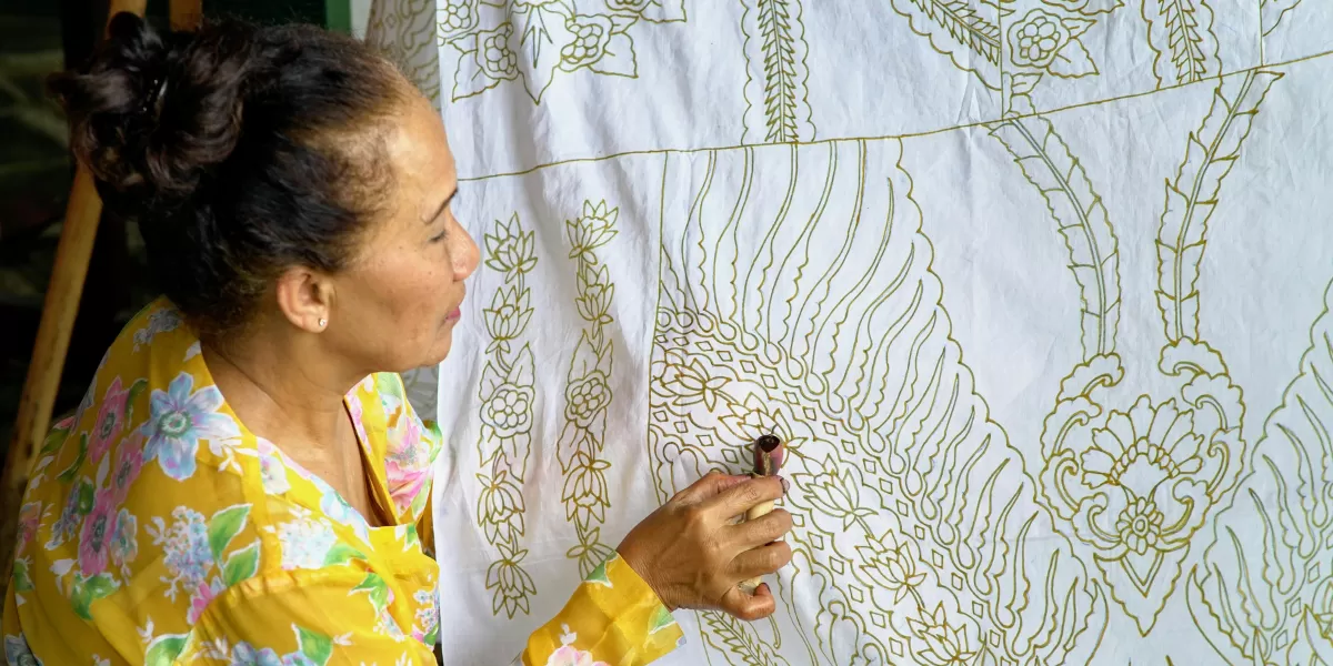 Ilustrasi batik di Yogyakarta. (Pexels/Ruyat Supriazi)