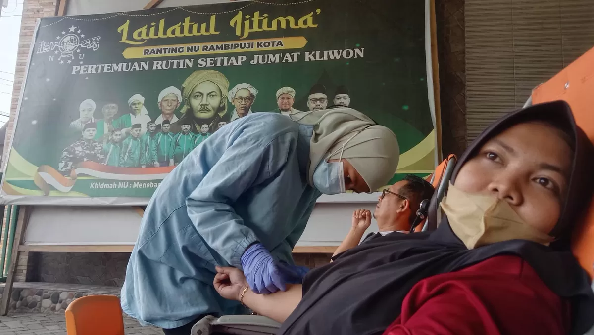 Kegiatan donor darah di Rambipuji, Jember. (Dok. PMI Jember)