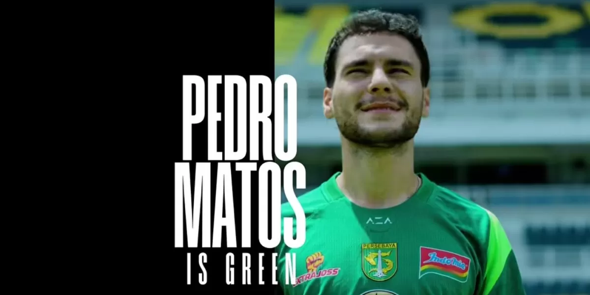 Pedro Matos saat diperkenalkan sebagai rekrutan anyar Persebaya Surabaya. (X/IndosFC)