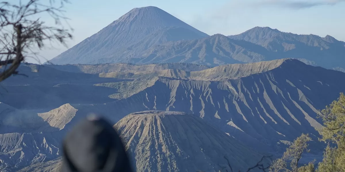 Gunung Bromo sebagai tempat upacara Yadnya Kasada Suku Tengger  (Pixabay/LuckyMh)