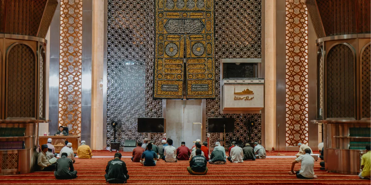 Segera download 10 link Twibbon untuk menyambut bulan suci Ramadhan 2026 yang akan segera tiba. (Pexels/Mohammed Alim)