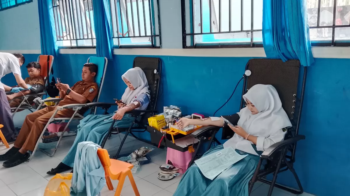 Pendonor pemula PMR SMA Negeri 1 Tanggul memperoleh 25 kantong darah. (Dok. PMI Jember)