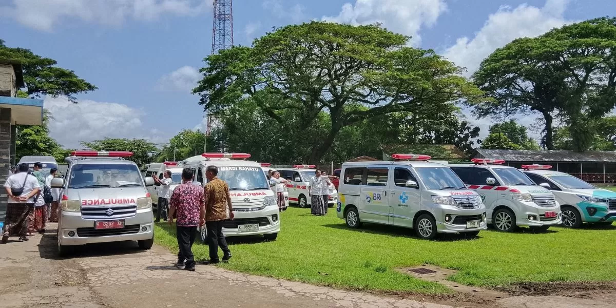 Situasi di SMAN 2 Kudus pasca insiden keracunan makanan (X/@tomikalaza)