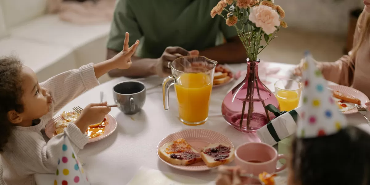 Ilustrasi sahur di saat bulan suci Ramadhan. (Pexels/cottonbro studio)