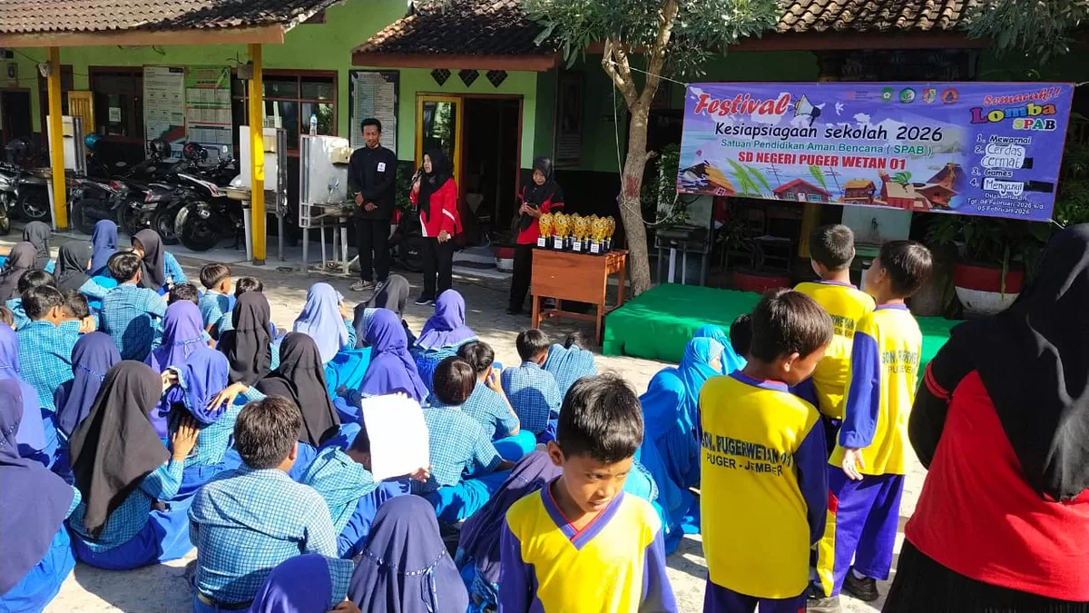 165 siswa dan 16 guru di SD Negeri Puger Wetan 01, Rabu (04/02/26) mengikuti festival kesiapsiagaan bencana. (Dok. PMI Jember)