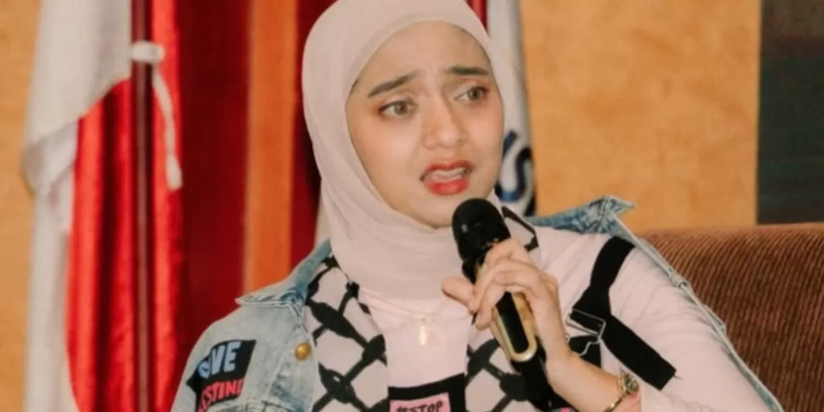 Chiki Fawzi dalam polemik pencopotan petugas haji 2026 (Instagram @chikifawzi)