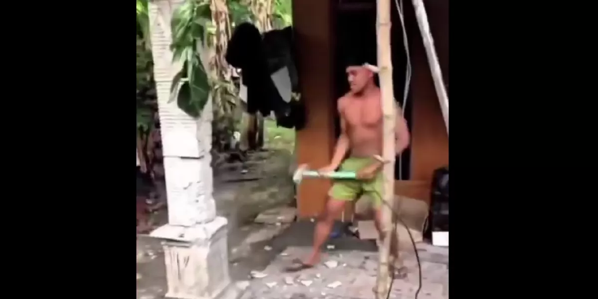 Momen remaja mengamuk dalam video viral.  ((X//neVerAl0nely___))