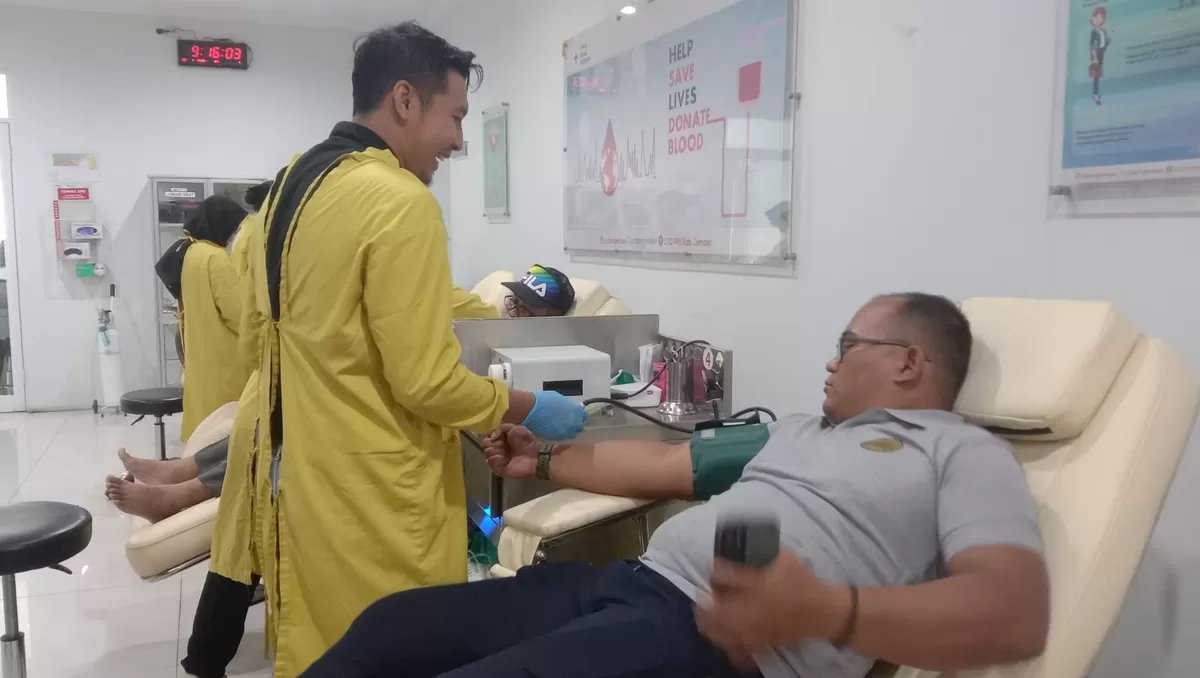 Stok darah PMI melimpah jelang bulan puasa. (Dok. PMI Jember)