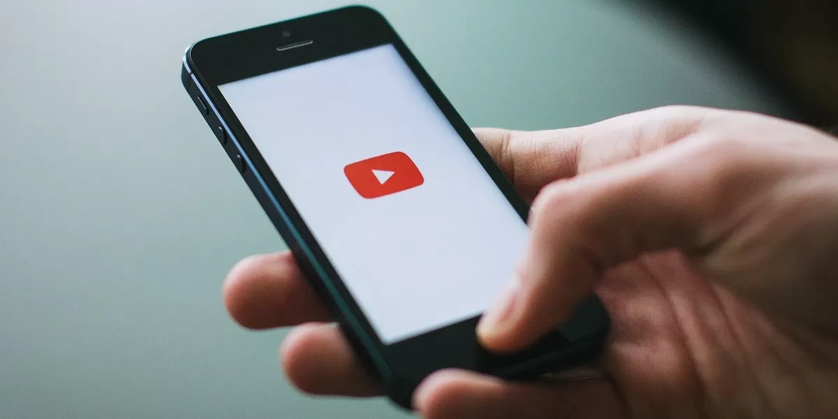 Potret aplikasi YouTube yang akhirnya bisa digunakan setelah sempat down pada hari Rabu, 18 Februari 2026 karena masalah sistem (Pixabay/SAM-RIZ44)