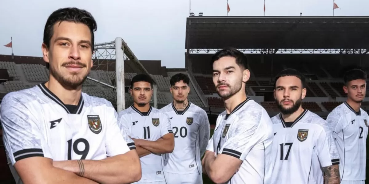 Jersey resmi Timnas Indonesia produksi Erspo.  (acebook/Ngomongin Bola)