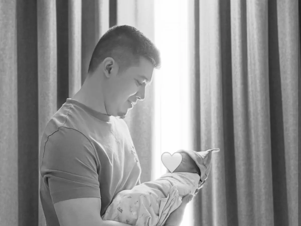 Potret Irwansyah dan Zaskia Sungkar yang resmi dikaruniai anak kedua. (Instagram/@irwansyah-15)