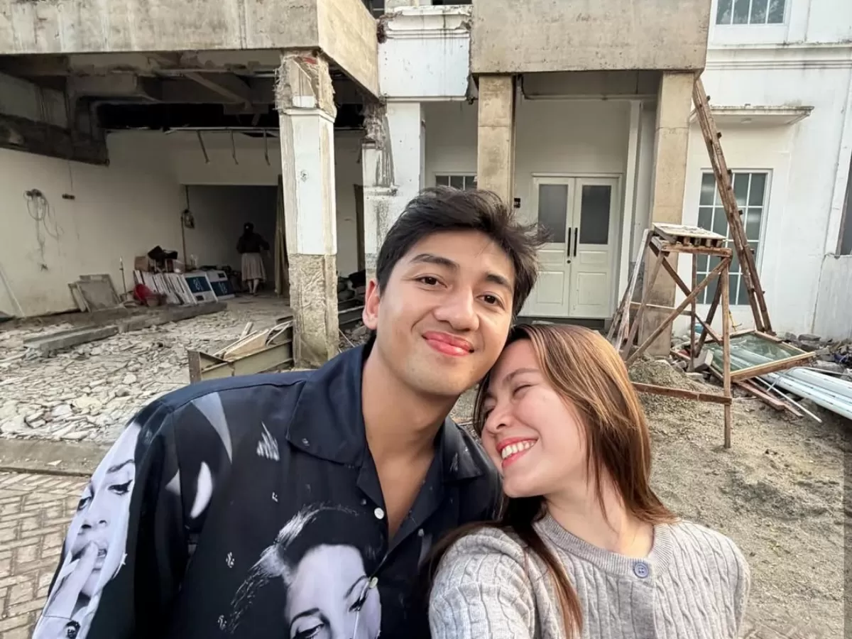 Potret Harris Vriza dan Haviza Devi Anjani di rumah barunya. (Instagram/@harrisvriza)