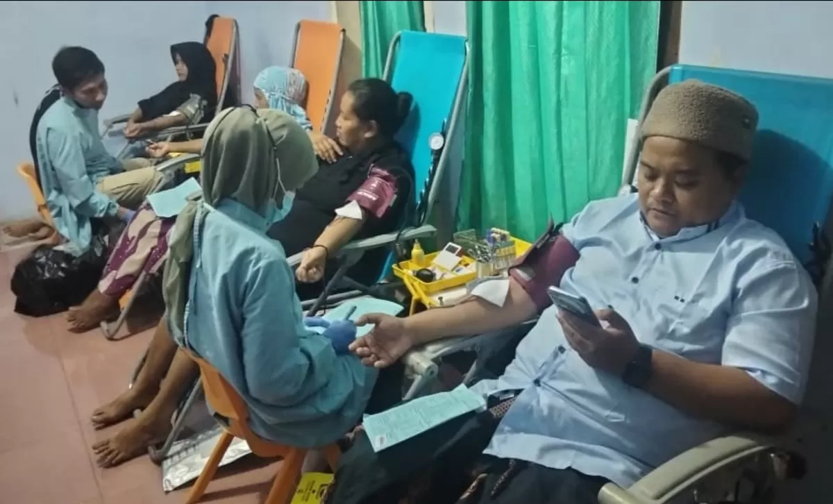 Suasana donor darah di  Perumahan Pinus Raya Sukowono (Dok. PMI Jember )