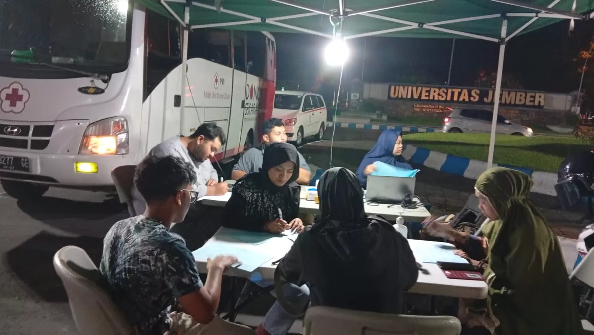 Antusias mahasiswa tinggi, kampus UNEJ perkuat stok darah PMI Jember selama Ramadhan 1447 H (Dok. PMI Jember )