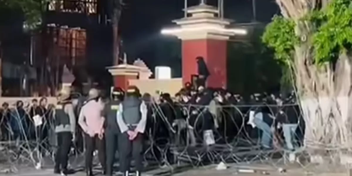 Kronologi dan jalannya aksi massa di depan Polda DIY. (Instagram/poldajogja)