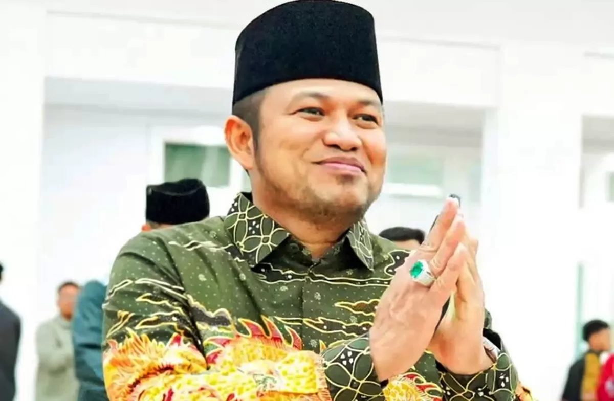 Potret Gubernur Kaltim Rudy Mas'ud yang kekayaannya ikut jadi sorotan publik gegara pengadaan anggaran mobil dinas 8,5 M (Instagram/h.rudymasud)