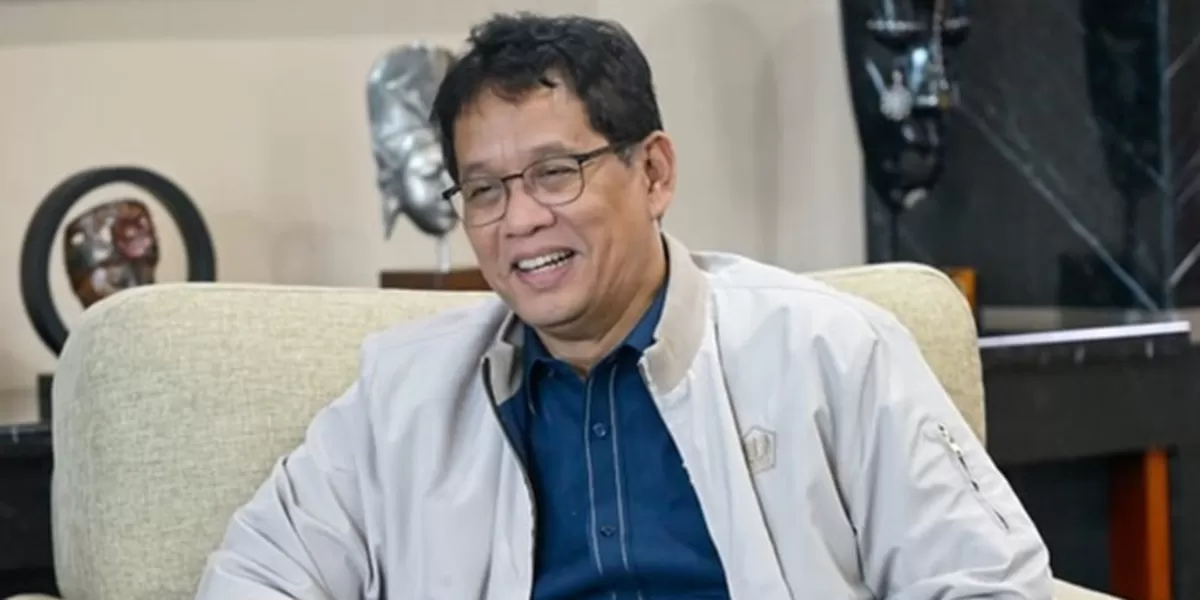 Potret Menkeu Purbaya Yudhi Sadewa yang diimbau lapor KPK terkait pemberian gift saat live TikTok bersama anaknya (Instagram/menkeuri)