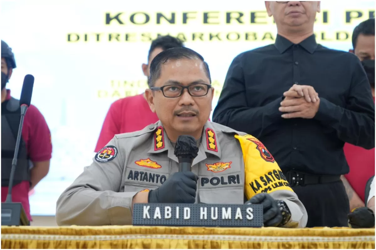 Direktorat Reserse Narkoba Polda Jawa Tengah mengungkap tindak pidana pencucian uang (TPPU) yang bersumber dari kejahatan Narkotika dengan nilai aset mencapai lebih dari Rp 3,1 miliar. (tribratanews.purbalingga.jateng.polri.go.id)