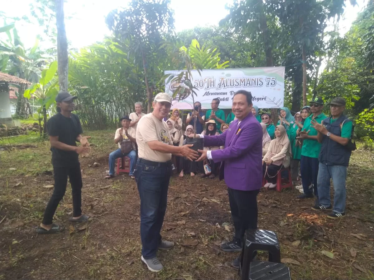 Milad ke40 Alusmanis 75 diisi dengan penanaman pohon dan khataman Al Quran (Ist)