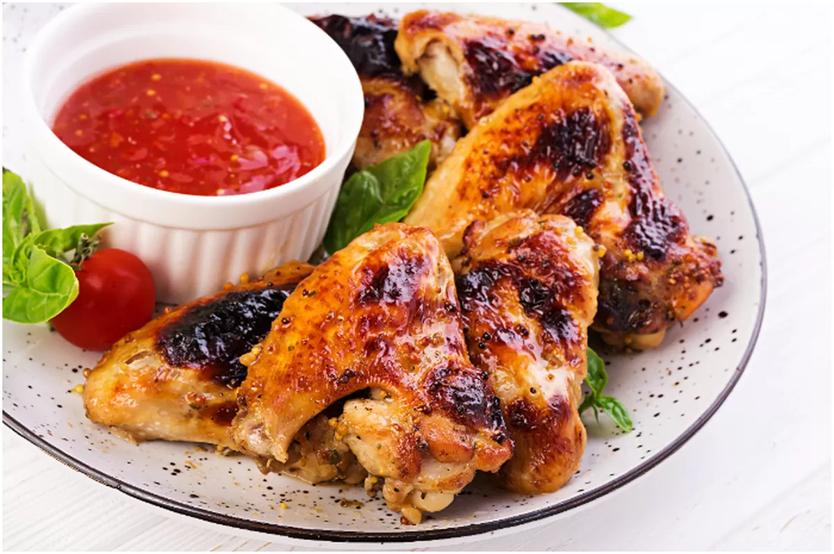 ILUSTRASI - Resep ayam bakar tulang lunak. (freepik/timolina)