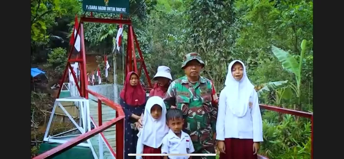 Jembatan gantung di Wonogiri (IST)