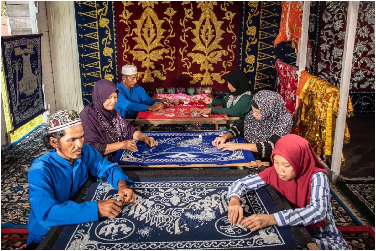 BRI terus memperluas perannya dalam memperkuat fondasi ekonomi nasional melalui pemberdayaan pelaku usaha produktif berbasis komunitas. (IST)