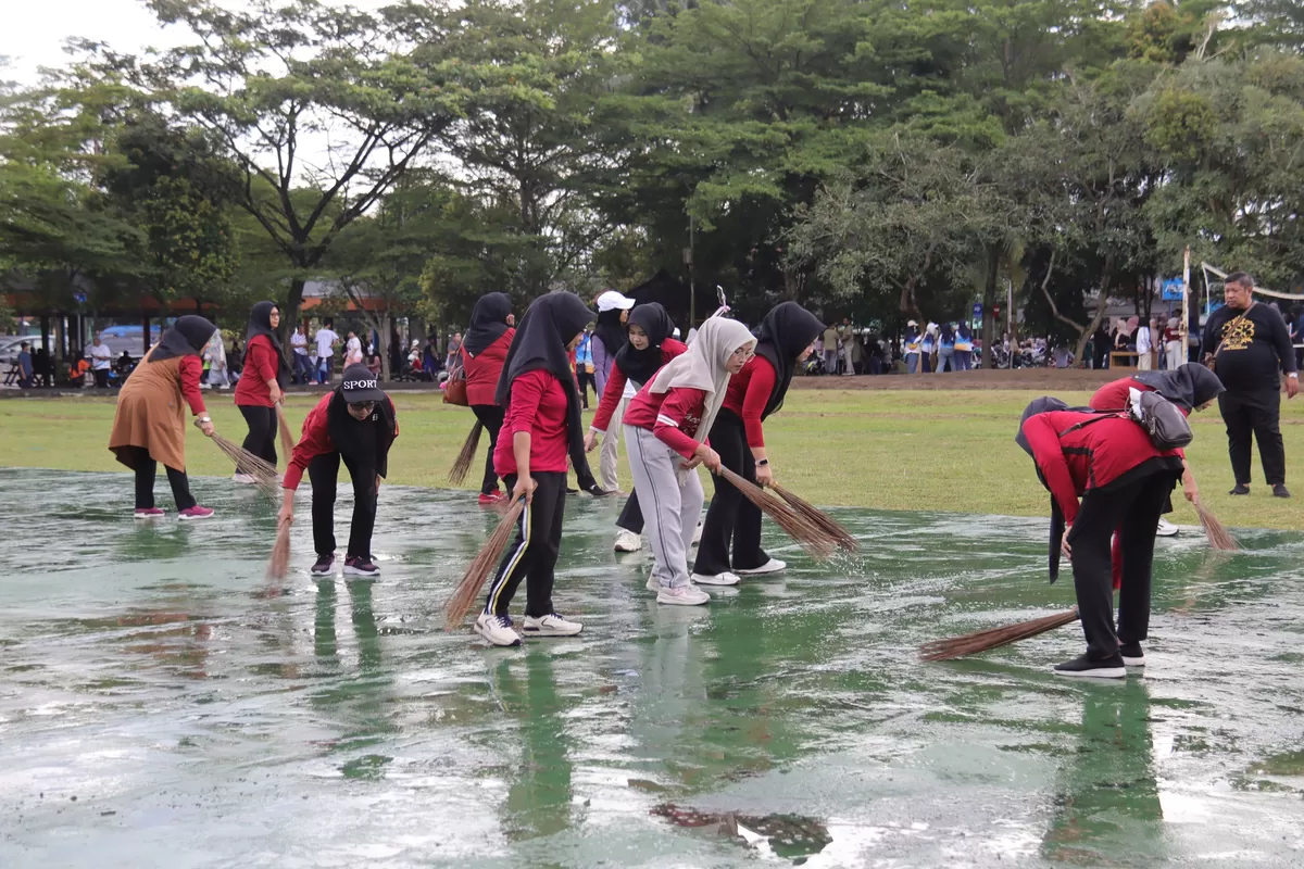 ASN Ciamis dari Seluruh OPD Gelar Senam dan Bersih-Bersih Bersama (IST)